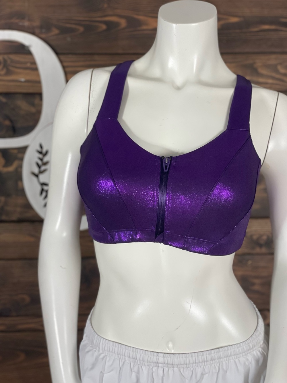 Victoria's Secret | Knockout Metallic Shimmer Shiny Purple Front-Zip Sports Bra‎